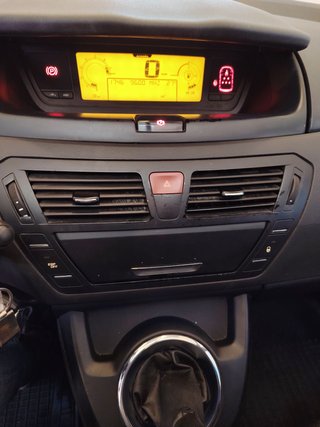 Citroen Grand C4 Picasso 2012