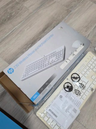 HP 230 Combo Teclado y Ratón Inalámbrico