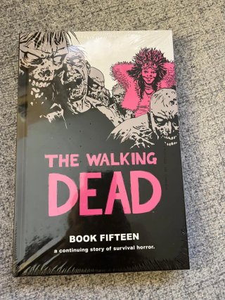 The Walking Dead Book 15