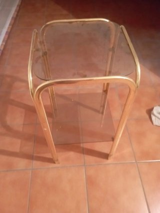 Estantería Salón Cristal y Metal Dorado