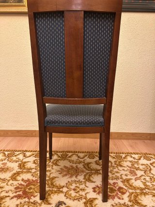 Conjunto 6 sillas madera maciza tapizadas.