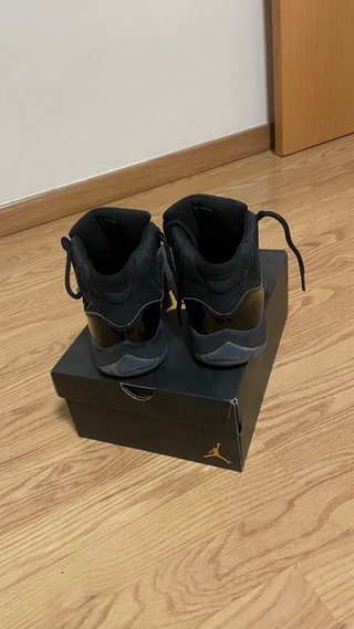 Jordan 11 Nere prezzo negoziabile