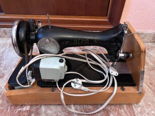 Máquina de coser Alfa eléctrica con maleta portáti