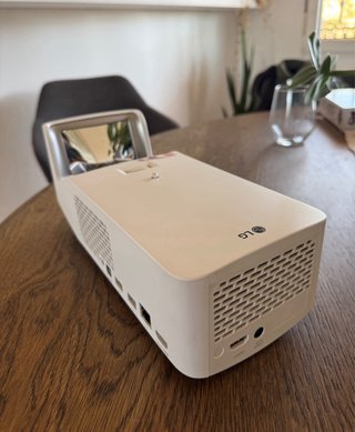 Proyector LG CineBeam Tiro Ultra Corto