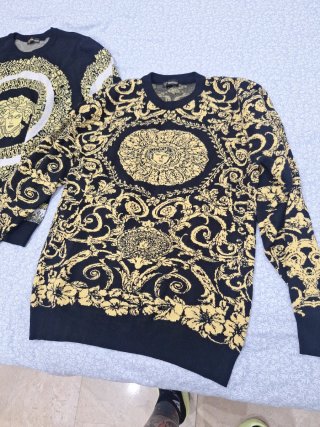 Maglietta Versace Nero e Oro Taglia M