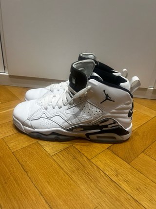Sneakers Jordan MVP