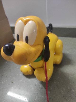 Peluche Pluto Arrastre Disney