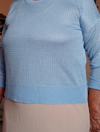 Jersey azul con brillantitos plateados