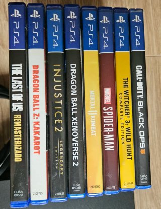 Pack PS4 Slim 1TB + 2 Mandos + Base Carga + Fundas