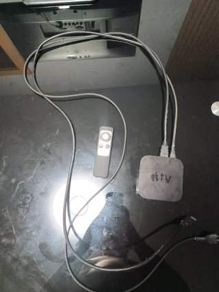 Monitor LG + Apple TV Negro