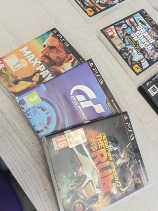 Bundle Giochi PS3: GTA V, Max Payne 3, Gran Turism