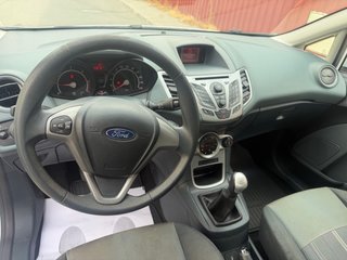 Ford Fiesta 2010 solo 140.000 km UNICO DUEÑO 74€/M