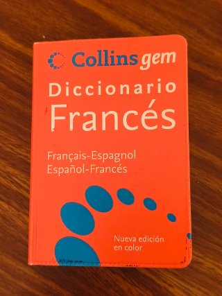 Lote 5 Libros París: 4 Guías de Viaje + Diccionari