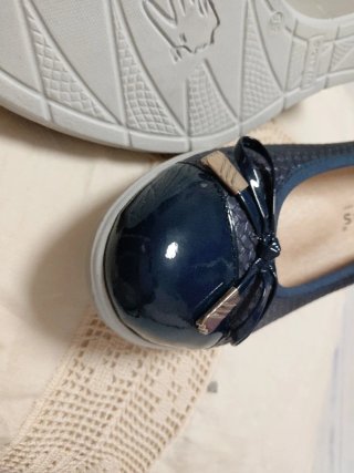 Zapatos con cuña, azul MARINO, sin estrenar