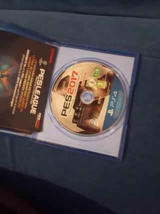 PES 2017 PS4 (Pro Evolution Soccer)