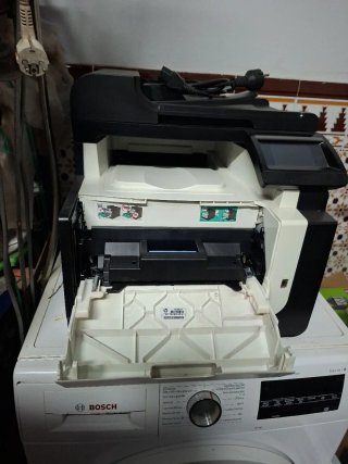 Impresora HP LaserJet Pro CM1415fnw MFP