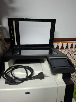 Impresora HP LaserJet Pro CM1415fnw MFP