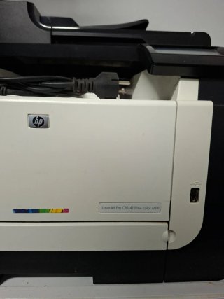 Impresora HP LaserJet Pro CM1415fnw MFP