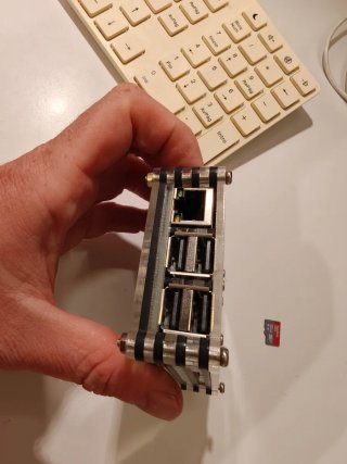 Raspberry Pi 3 Model B+