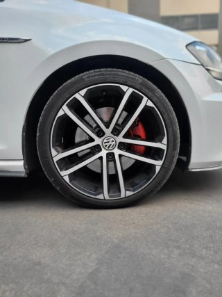 Volkswagen Golf 2014
