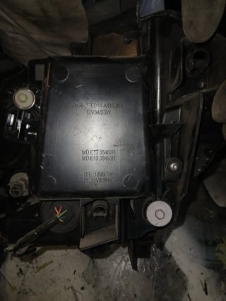 Faro Izquierdo ford ranger