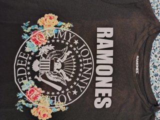 T-shirt Ramones Taglia XS (Nuova con cartellino)