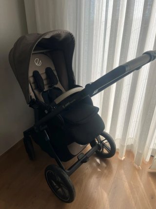 Carro Jane Muum 2023