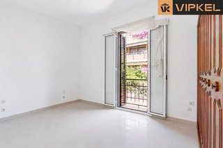 Casa pareada en venta en La Salut en Barcelona