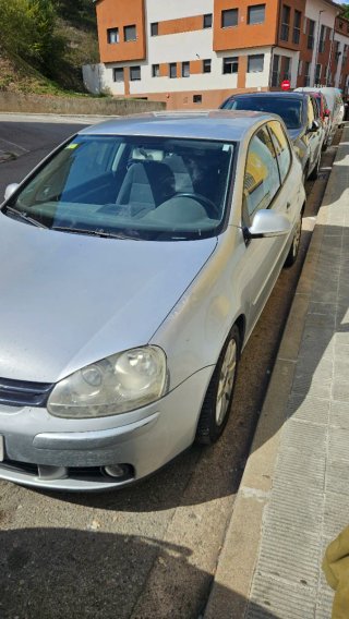 Volkswagen Golf 2003