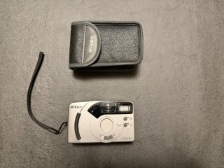 Nikon EF400SV Fotocamera Analogica