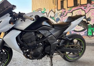 Kawasaki Z750