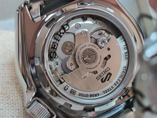 Reloj Seiko 5 Sport Automático Negro