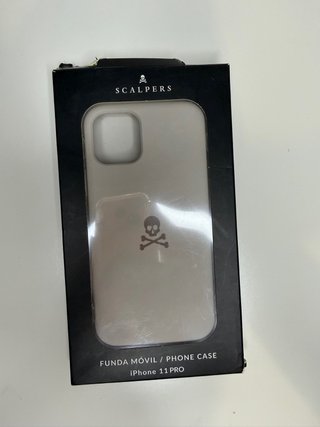 Funda Scalpers iPhone 11 Pro y protectores