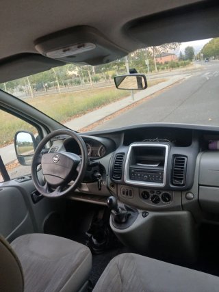Nissan Primastar 2011