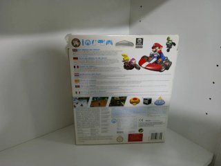 Volante Wii Mario Kart Nintendo con su caja