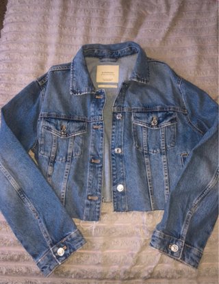 Chaqueta tejana Stradivarius azul