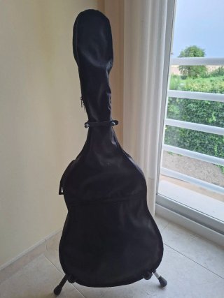 Guitarra Clásica/Manual aprendizaje/Afinador/Funda