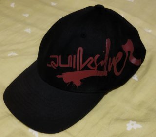 Gorra Quiksilver Negra y Roja