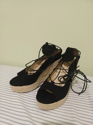 Alpargatas cuña RAID negras talla 38