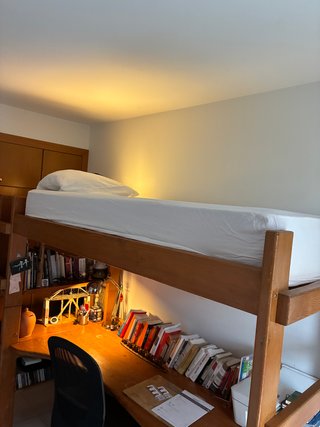 Cama alta madera con escritorio litera 100% madera