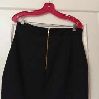 Falda H&M Negra con Cremalleras