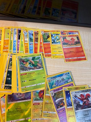 Lotto 103 carte Pokemon miste