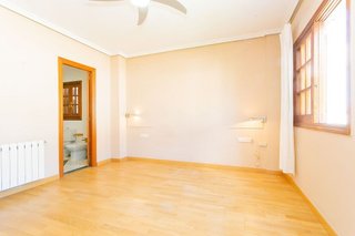 Casa pareada en alquiler en Rocafort