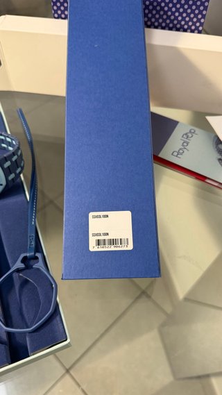 Ap swatch royal pop lan ba