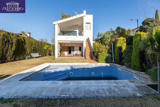 Chalet en venta en Cájar