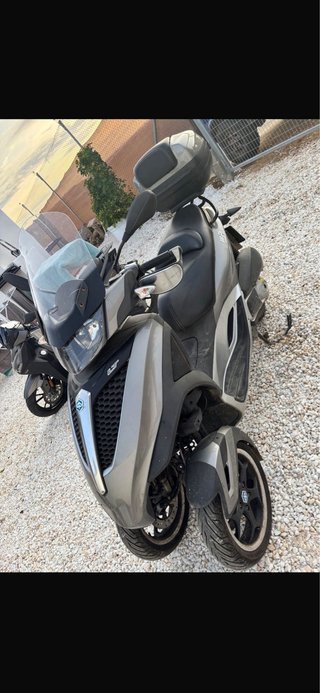 Piaggio MP3 Yourban Gris/Plata