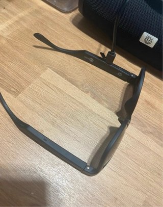 Gafas de sol con altavoz