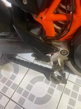 Estriberas universales para moto de campo