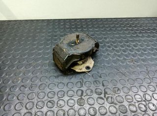 Soporte motor mitsubishi montero (v60/v70) 170864