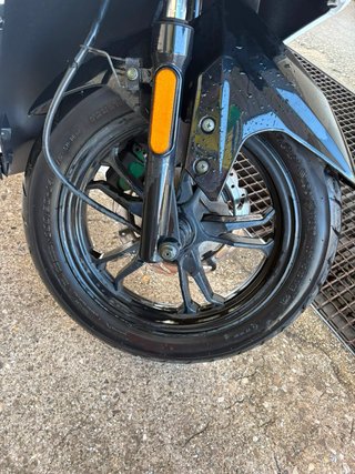 Moto SYM Jet14 2019 Blanca y Negra